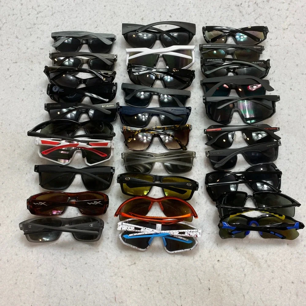 Lof Of 30 Mixed Brand Sunglasses Mens Womens OS Multi Color Sport Fashion Bundle